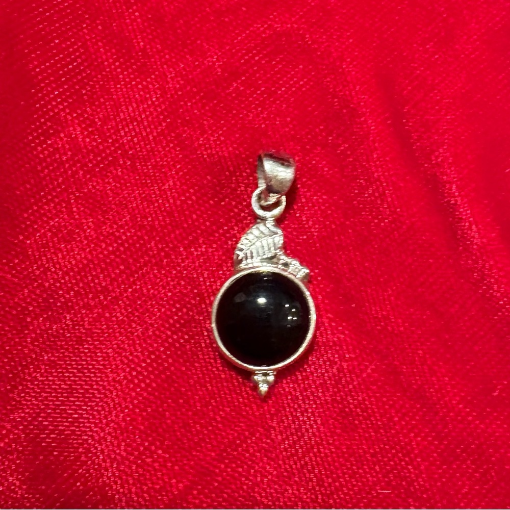 Black Onyx Sterling Silver 925 Pendant. Brand New